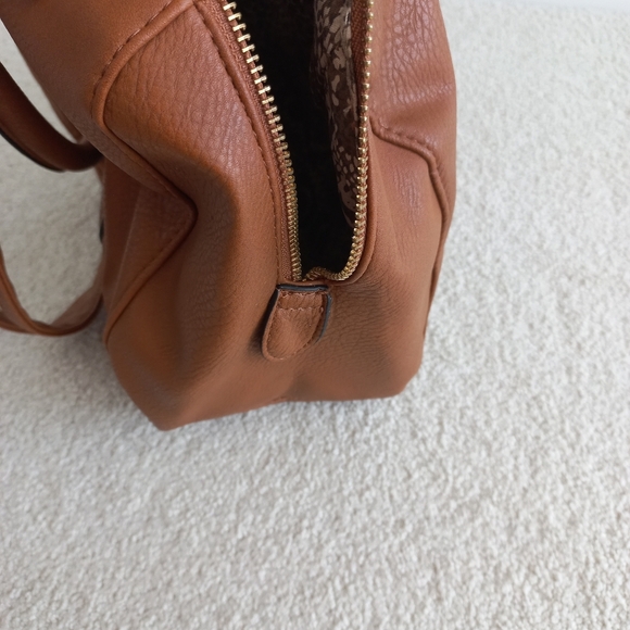 Christian Siriano Tan Leather Medium Women's Tote Bag - Picture 6 of 15